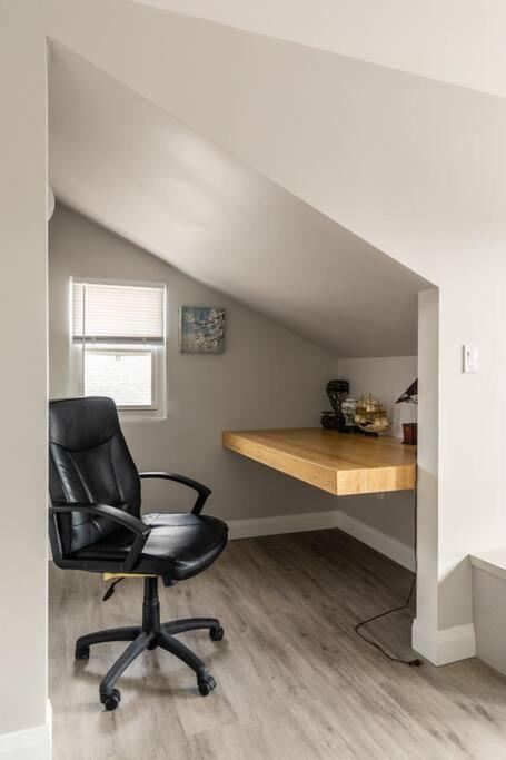 Modern House Newly Furnished 3 Mins Drive To Fall Niagara Falls Exterior photo